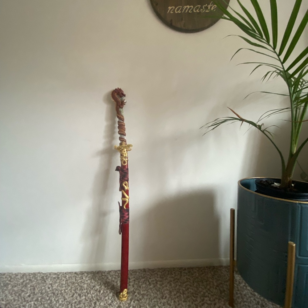 Vintage Sword with Dragon Hanlde